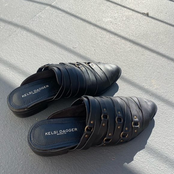 Kelsi Dagger Brooklyn Slides 6.5 - Picture 5 of 6